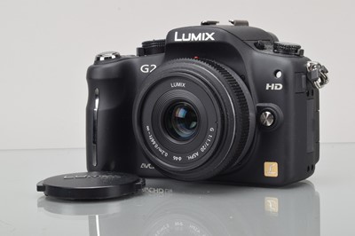 Lot 126 - A Panasonic Lumix DMC G2K Digital Camera