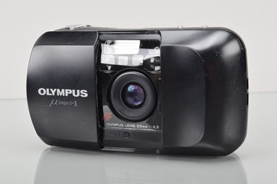 Lot 140 - An Olympus mju 1 Compact Camera