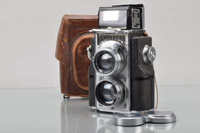 Lot 146 - A Zeiss Ikon Contaflex 860/24 TLR Camera