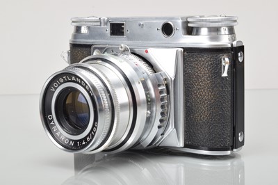 Lot 198 - A Voigtländer Prominent Rangefinder Camera
