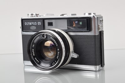 Lot 210 - An Olympus 35 LC Rangefinder Camera