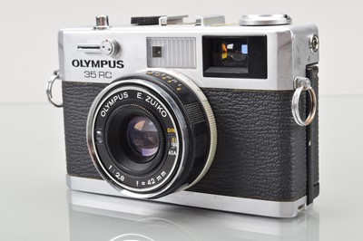 Lot 227 - An Olympus 35 RC Compact Camera