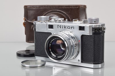 Lot 256 - A Nippon Kogaku Nikon S Rangefinder Camera