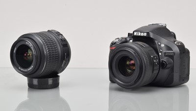 Lot 263 - A Nikon D5200 DSLR Camera