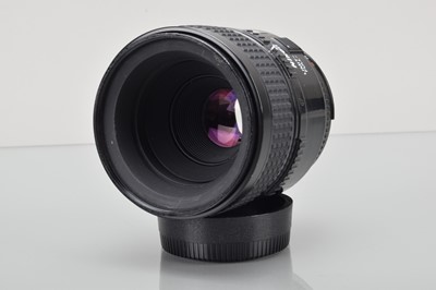 Lot 279 - A Nikon AF Micro Nikkor 60mm f/2.8 Lens