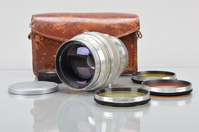 Lot 325 - A Helios-40 85mm f/1.5 Pre Set Lens