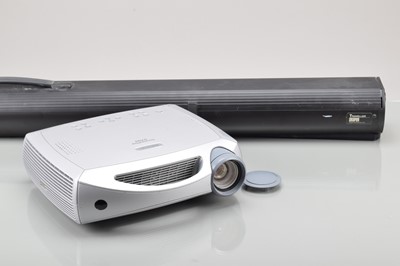 Lot 359 - An In-Focus Screen Play 5700 Home Theatre Projector