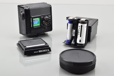 Lot 404 - Medium Format Accessories