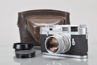 Lot 430 - A Leitz Wetzlar M3 Rangefinder Camera