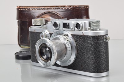 Lot 444 - A Leitz Wetzlar Leica IIIb Rangefinder Camera