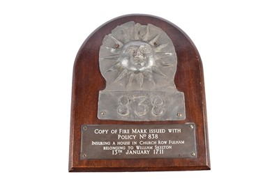 Lot 224 - A cast metal Sun Fire Office Firemark