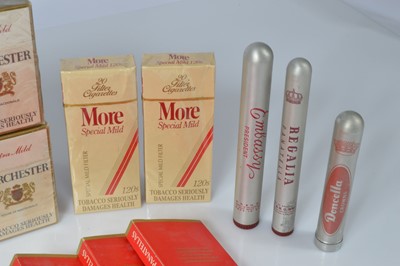 Lot 242 - A collection of vintage Cigars and cigarettes