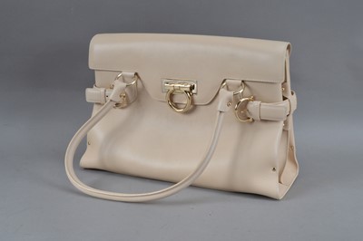 Lot 602 - A Salvatore Ferragamo cream leather ladies handbag