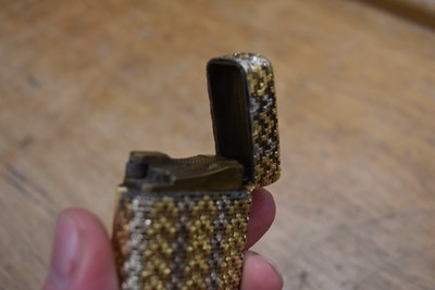 Lot 291 - An American Triangle Watch Pocket Lighter