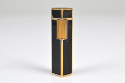 Lot 291 - An American Triangle Watch Pocket Lighter