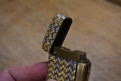 Lot 291 - An American Triangle Watch Pocket Lighter