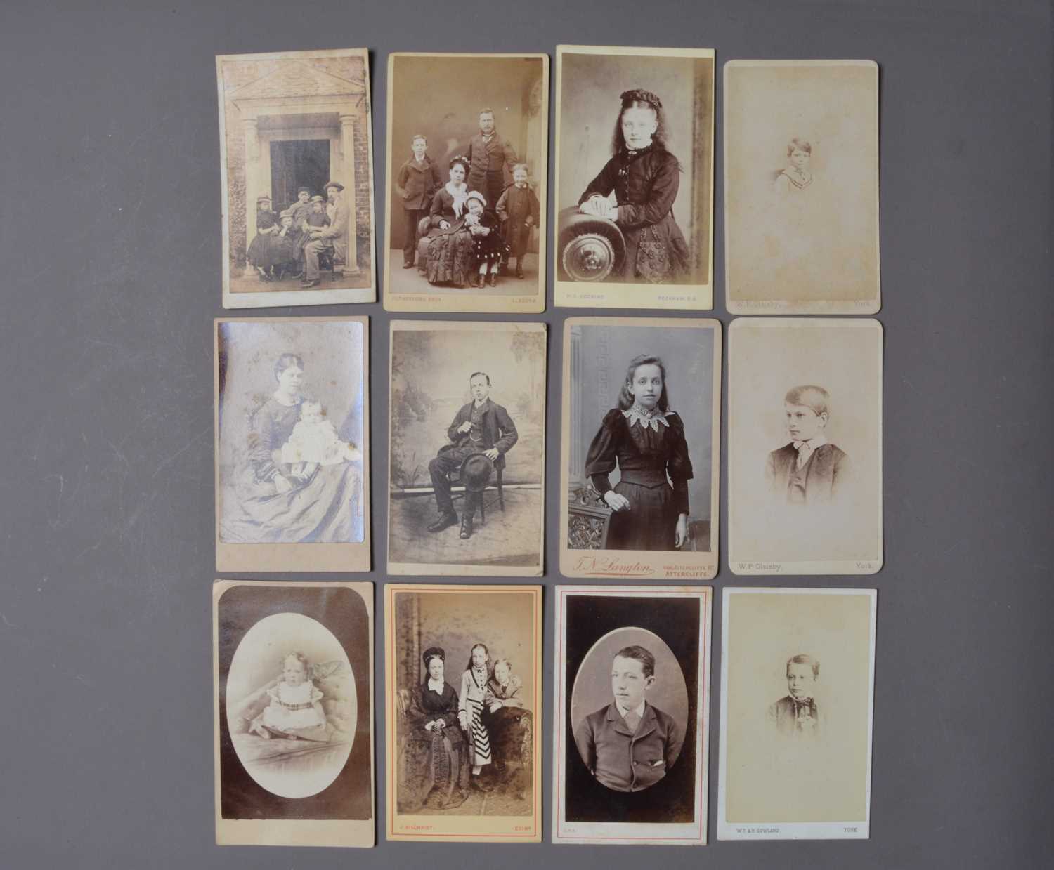 Lot 60 - Cartes-de-Visite