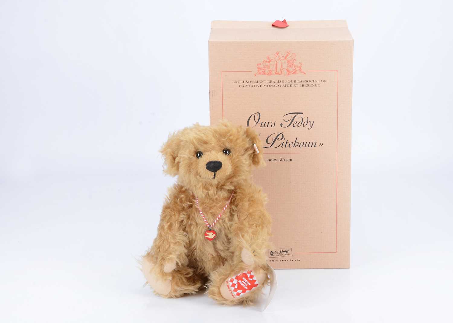 Lot 30 - A Steiff limited edition "U. Pitchoun" (the Little One, in Monegasque) teddy bear