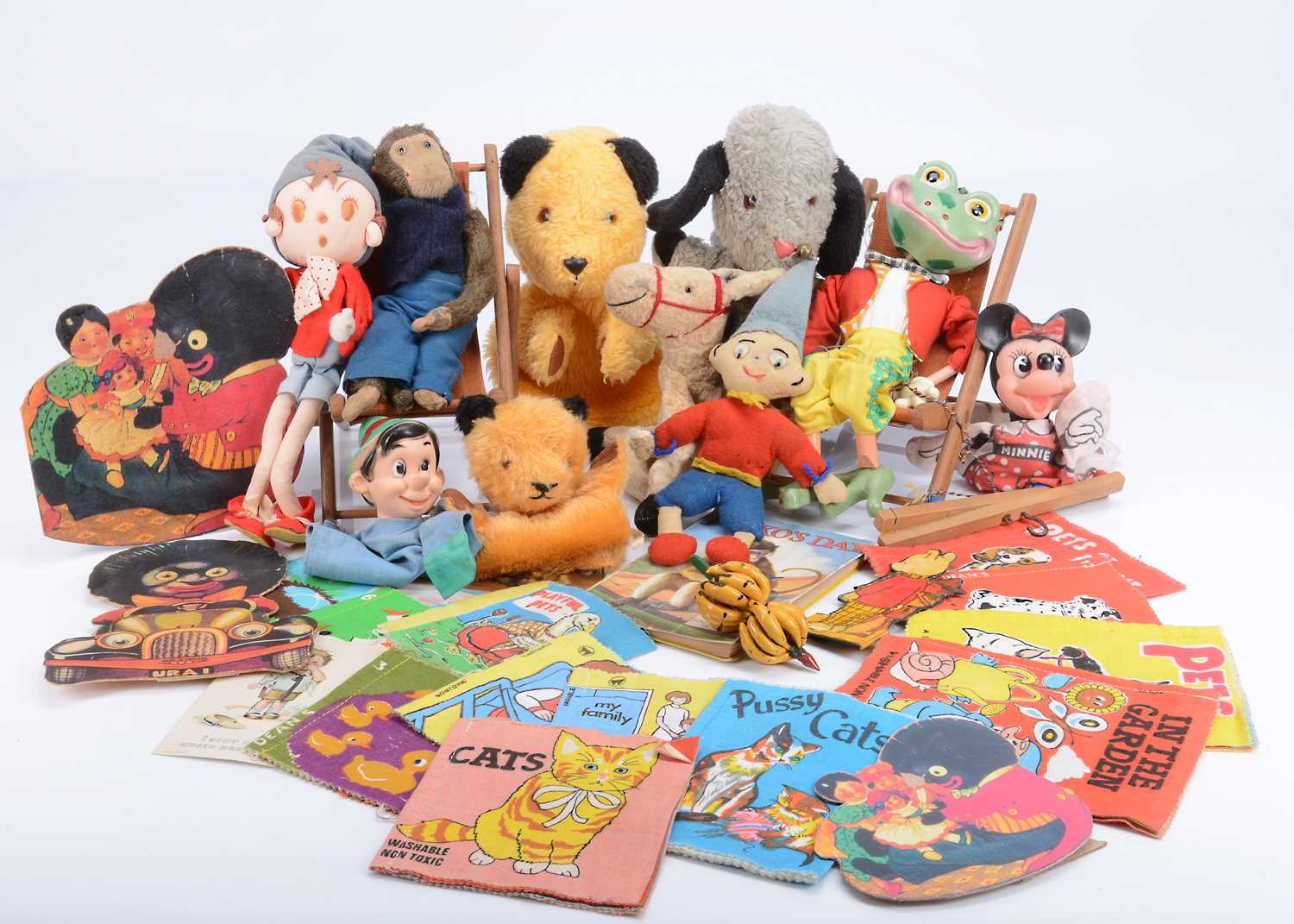 Lot 91 - 1950s and later children's Television puppets and soft toys