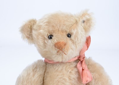 Lot 132 - A fine and early Steiff teddy bear circa 1906