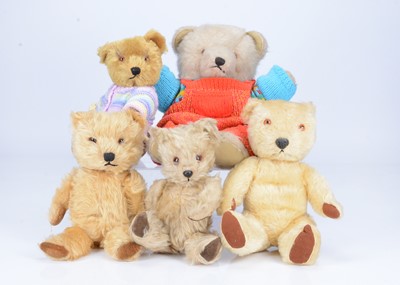 Lot 137 - Five post-war Chiltern teddy bears