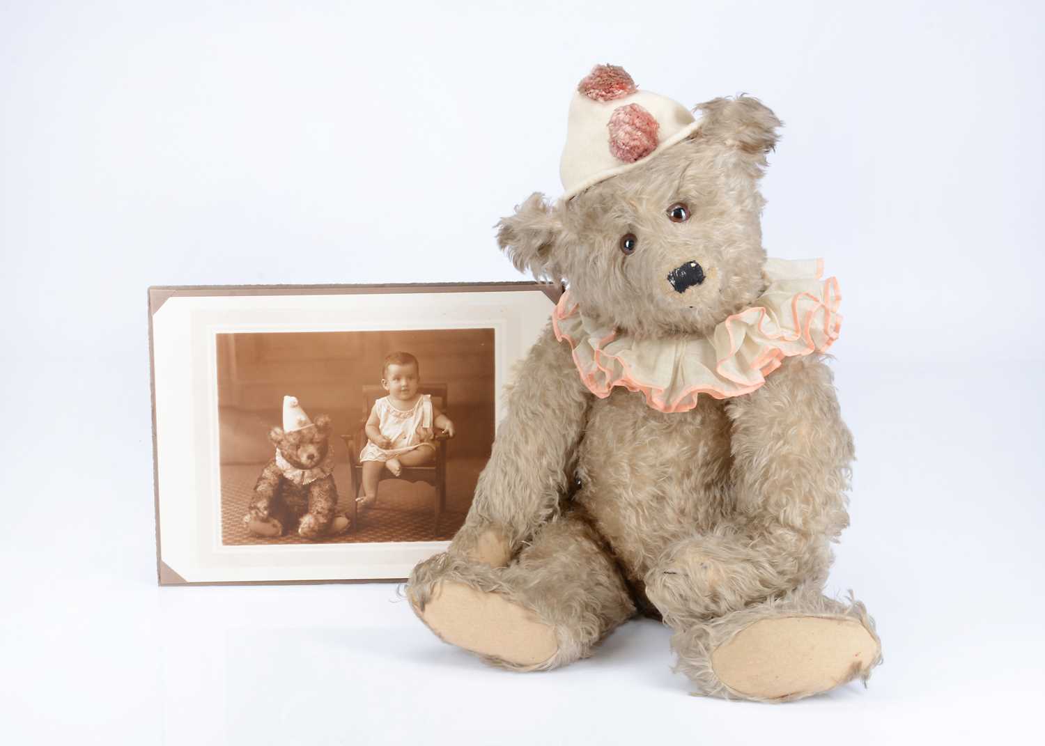 Lot 157 - A rare large Steiff brown tipped mohair Teddy Clown bear, with provenance circa 1927