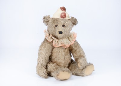 Lot 157 - A rare large Steiff brown tipped mohair Teddy Clown bear, with provenance circa 1927