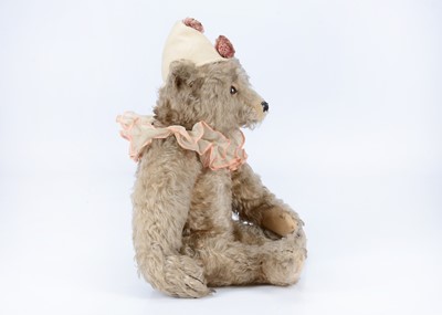Lot 157 - A rare large Steiff brown tipped mohair Teddy Clown bear, with provenance circa 1927