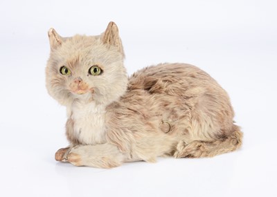 Lot 226 - A late 19th century fur miaowing cat