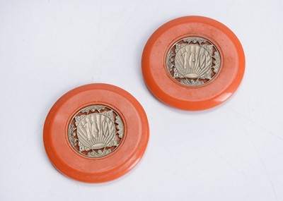 Lot 242 - Two 1930s bakelite Casino De I'Elysee Palace ‘100’ gaming chips
