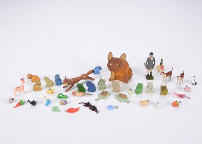 Lot 277 - Czechoslovakian glass cracker charms
