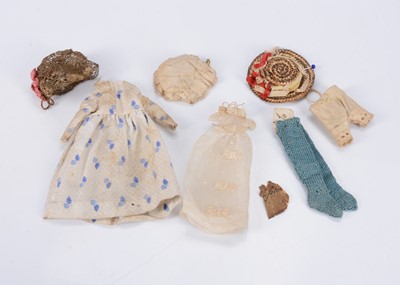Lot 512 - Small doll’s clothes