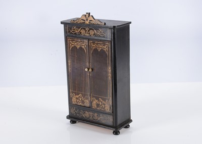 Lot 680 - A large 19th century Waltershausen dolls’ house wardrobe