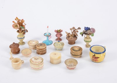 Lot 691 - An 19th century German turned and painted wooden dolls’ house chamber pot