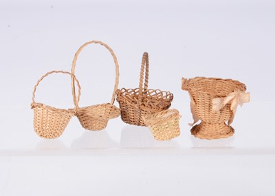Lot 719 - Dolls’ house or miniature toy baskets