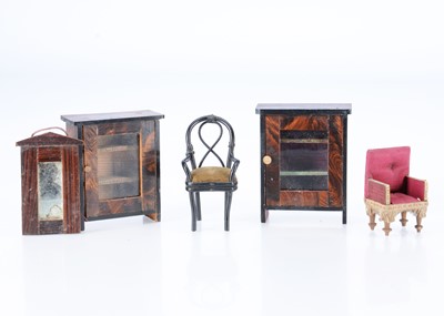 Lot 731 - 19th century smaller scale dolls’ house furniture