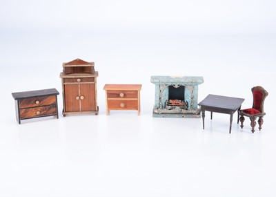 Lot 732 - An 19th century marbled paper covered dolls’ house fireplace