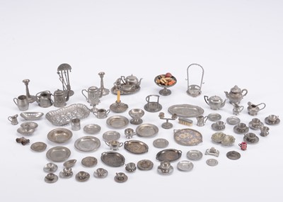 Lot 776 - German dolls’ house pewter ware
