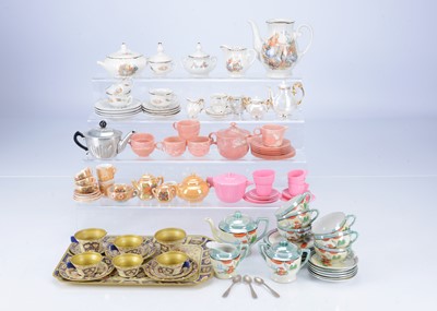 Lot 916 - A quantity of 1930s and post-war children's tea sets