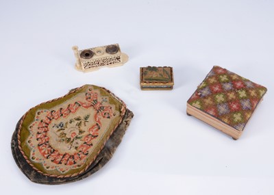 Lot 965 - An 19th century bone miniature inkwell