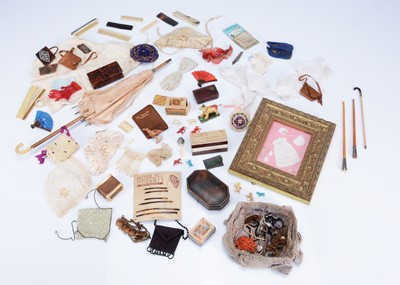 Lot 1056 - Doll's accessories