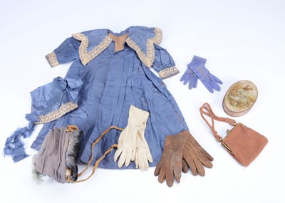 Lot 1081 - A late 19th century blue doll's silk coat