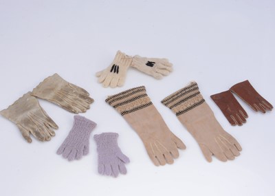 Lot 1102 - A selection of doll's gloves