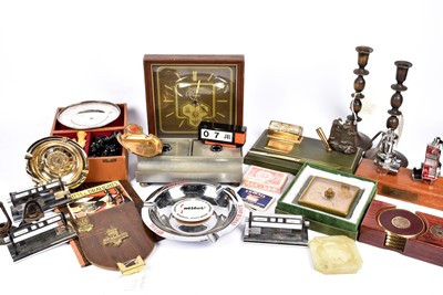 Lot 98 - An interesting collection of desk top items