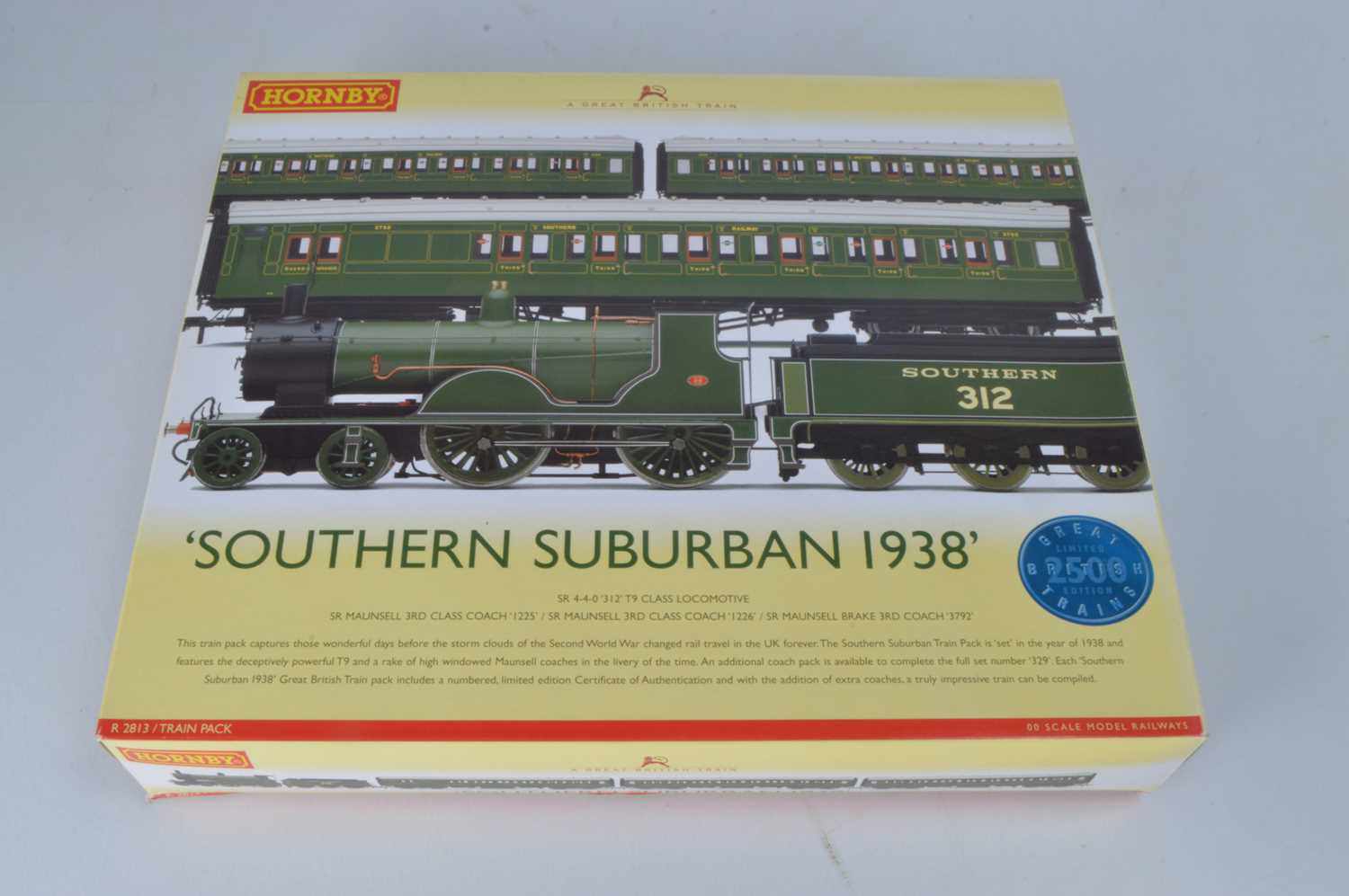 Lot 22 - Hornby (China) boxed 00 Gauge Limited Edition R2813 'Southern Suburban 1938' Train Pack