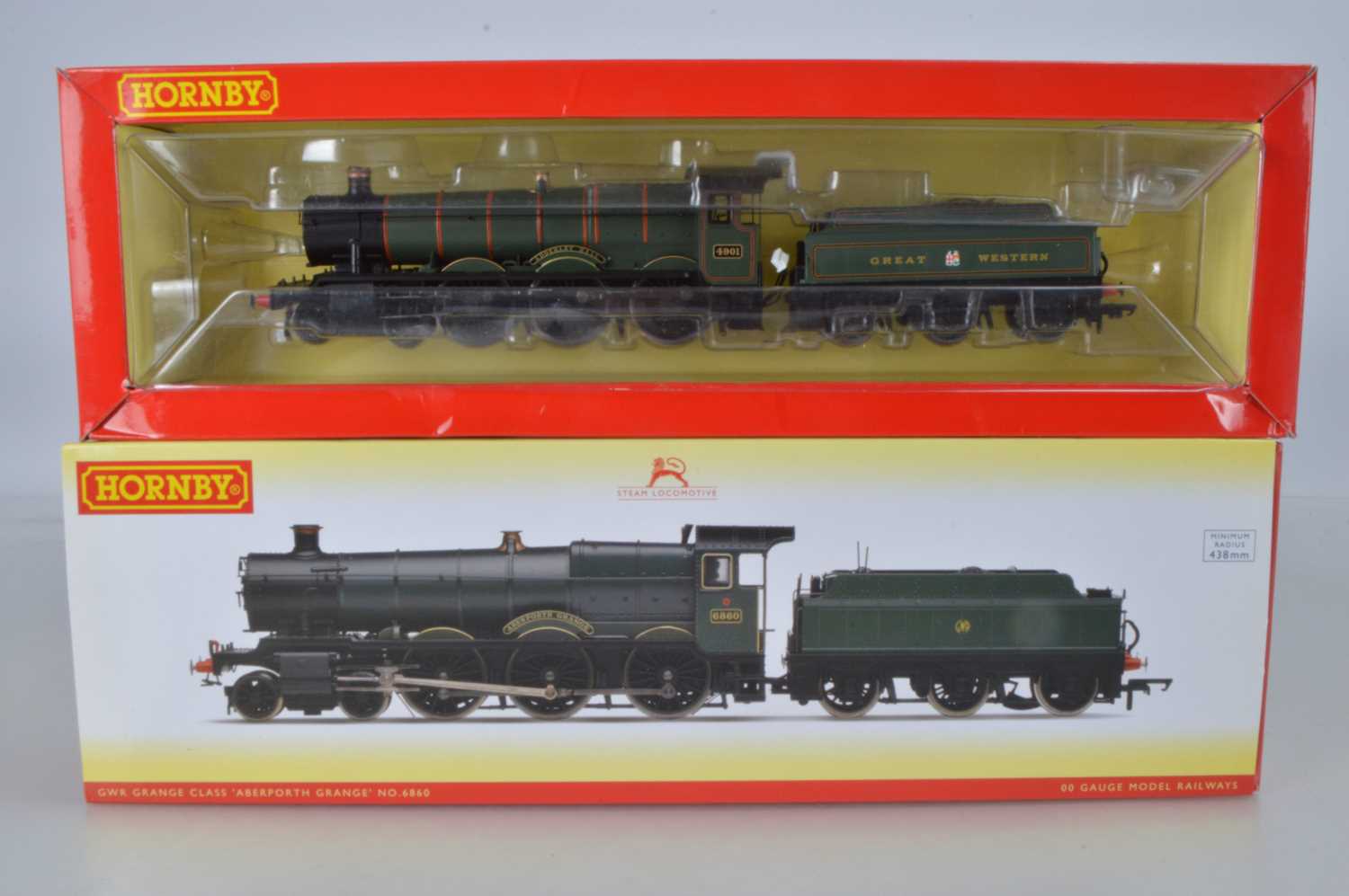 Lot 30 - Hornby (China) boxed 00 Gauge Hall and Grange Class Locomotives and Tenders (2)