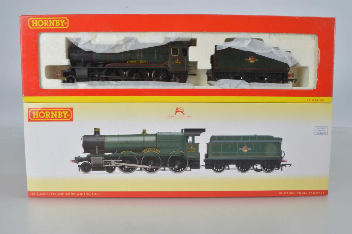 Lot 35 - Hornby (China) boxed 00 Gauge BR green Hall and County  Locomotives and Tenders (2)