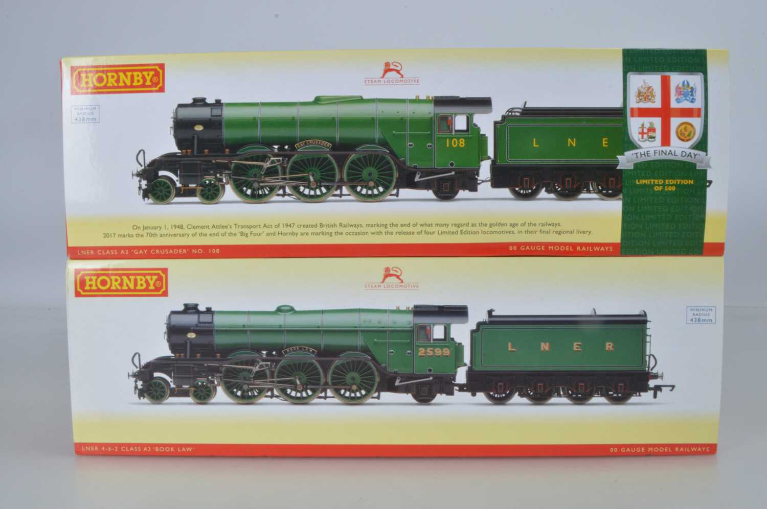 Lot 46 - Hornby (China) boxed 00 Gauge LNER green Class A3 Locomotives and Tenders (2)