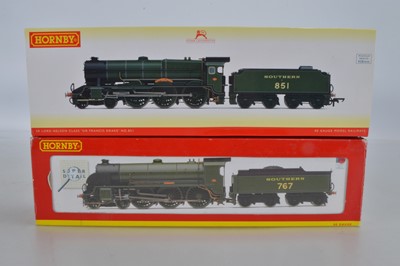Lot 72 - Hornby (China) boxed 00 Gauge SR green N15 and Lord Nelson Class Locomotives and bogie Tenders (2)
