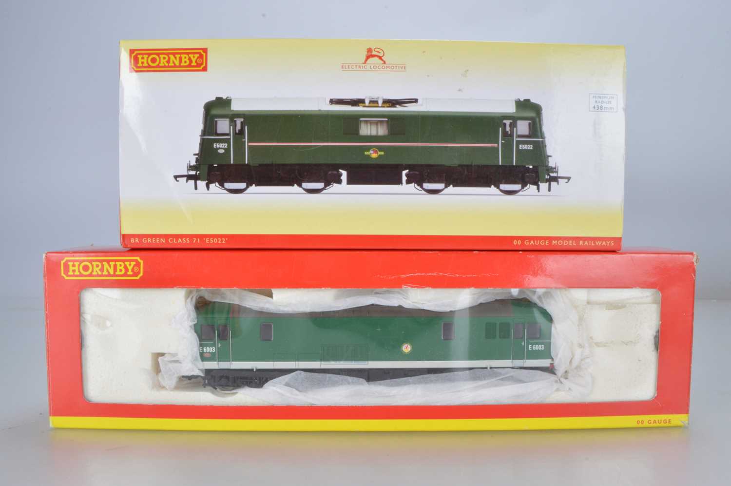 Lot 95 - Hornby (China) boxed 00 Gauge BR Southern Region green Diesel/Electric Locomotives (2)